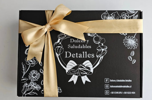 detalle-caja-regalo-negra-lazo-dorado-saludables-detalles | Filtro:Caja Premium